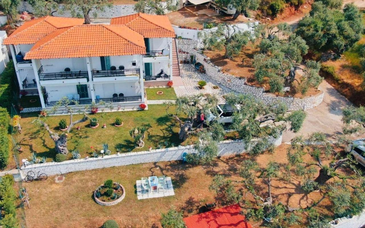 Studios Maria Chrysi Ammoudia Luaran gambar